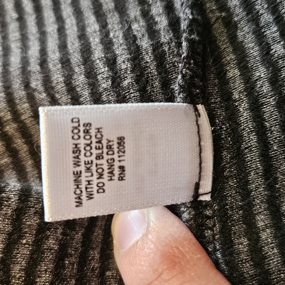 Zenana Outfitters Black and White Striped Top - Picture 14 of 15